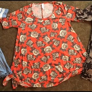 Xs Lularoe perfect tee